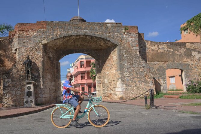2 Hour Bike Rental Colonial Zone / Santo Domingo - A practical way to use your two hours