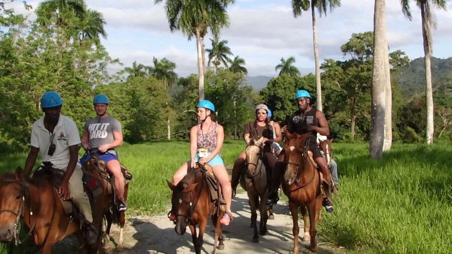 27 Waterfalls: Zip 'n Splash Adventure with Horse Ride - Who Should Book This Puerto Plata Adventure