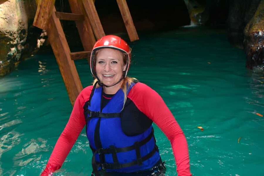 7 Waterfalls Tour With Lunch in DR (Taino Bay & Amber Cove) - Booking details worth checking before you go