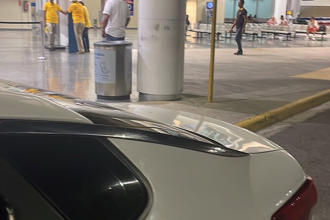 Airport (STI) Santiago to (POP) puerto plata private taxi - My take on the strongest selling point
