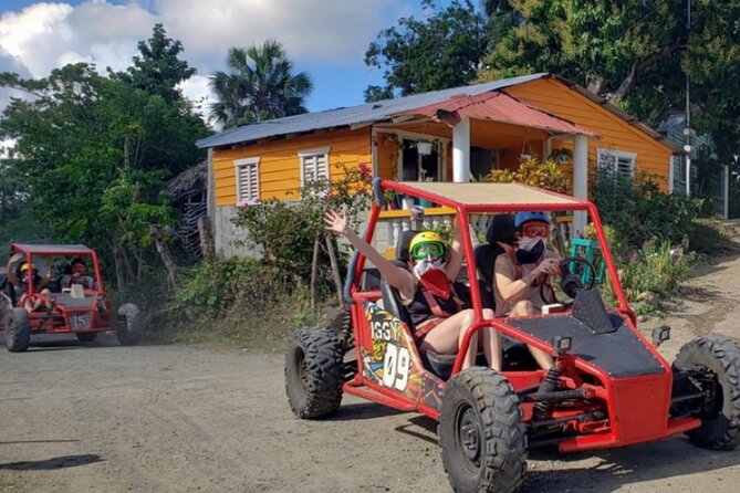 AMBER COVE-TAINO BAY Super Buggy Tour - The village stop brings the local flavor