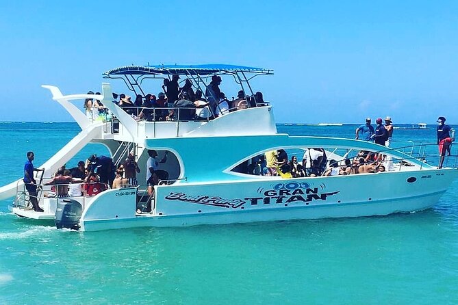 Bavaro Punta Cana EN boat party with drinks and transportation - Key points before you book