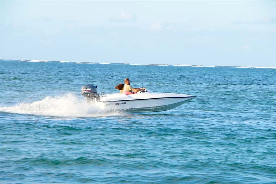 Bávaro: Speed Boat and Snorkeling Trip - What to bring and what to leave behind