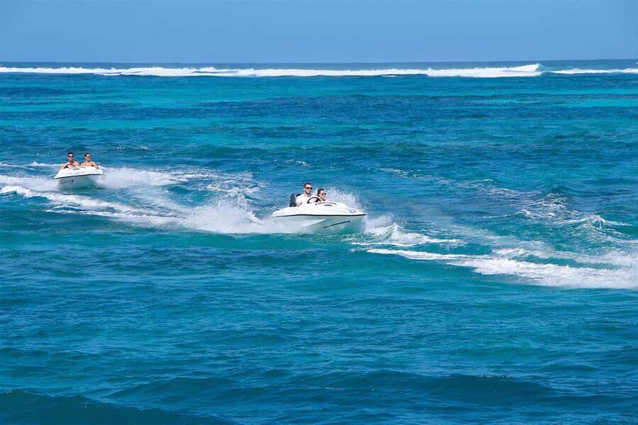 Bávaro: Speed Boat and Snorkeling Trip - Timing, pickup, and weather
