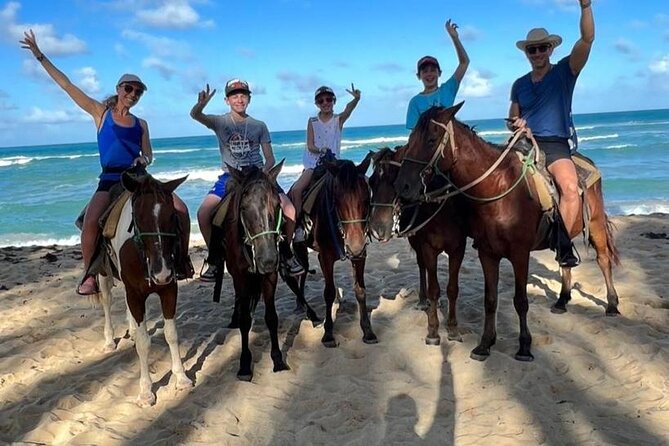 Beach Horseback Ride Tour at Punta Cana - Group size, pace, and the crowded-horse question
