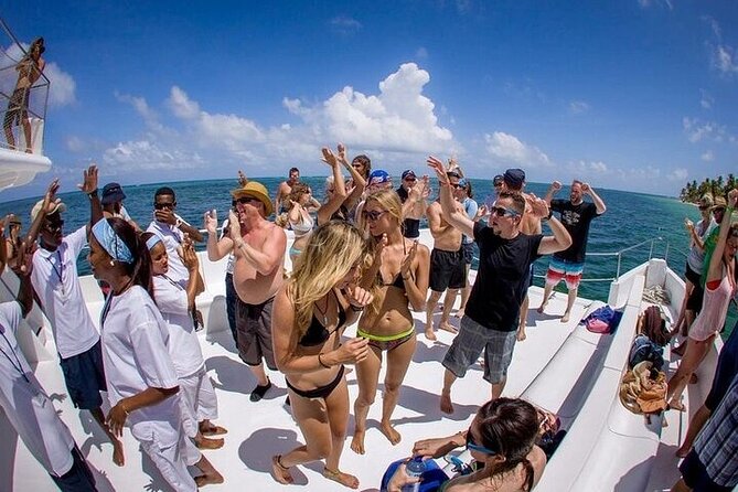Boat Party with Drinks and Snacks with Transportation Included - What the $52 price includes