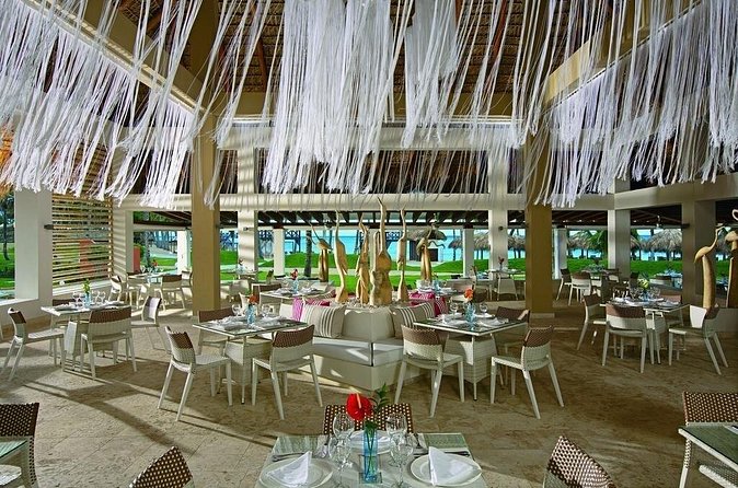 Breathless Punta Cana Resort & Spa - Round Trip Shuttle - Punta Cana Airport - Why the round trip can be good value