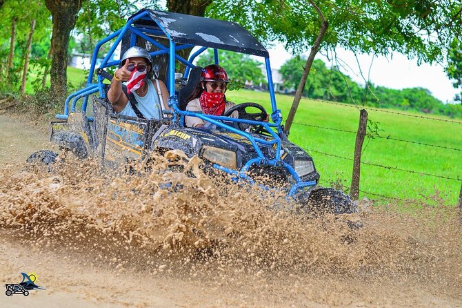 Buggy Predator Adventure Punta Cana - Cave, Beach and Mud - The guides and group atmosphere
