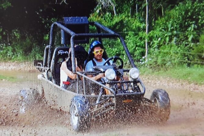 Buggy Sunset - Full day tour with diner on the river- small group - Switching vehicles in the sugarcane country