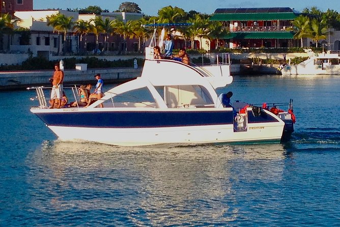 Cap Cana Private Family Catamaran - Morning or afternoon, and the timing puzzle