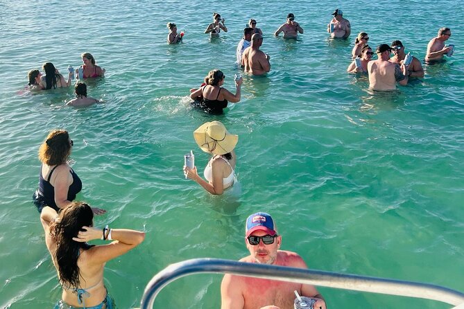 Caribbean Party Boat - What the crew adds to the day