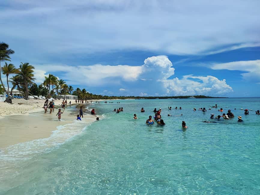 Catalina Island Comfort: Snorkeling & Catamaran Experience - From Los Melones to the Bayahibe marina