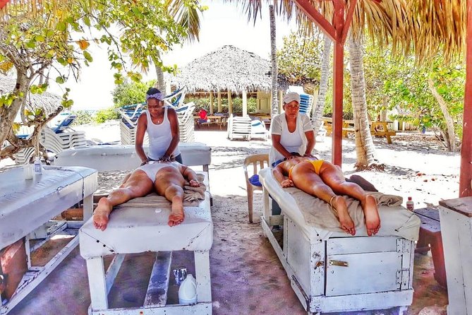 Catalina Island & Snorkeling Paradise From Punta Cana - Setting out from Bayahíbe at 7:00 a.m.
