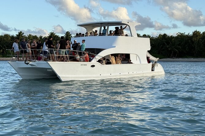 Catamaran Booze Cruise And Snorkeling Punta Cana - Adults Only - Pickup to Bávaro Beach