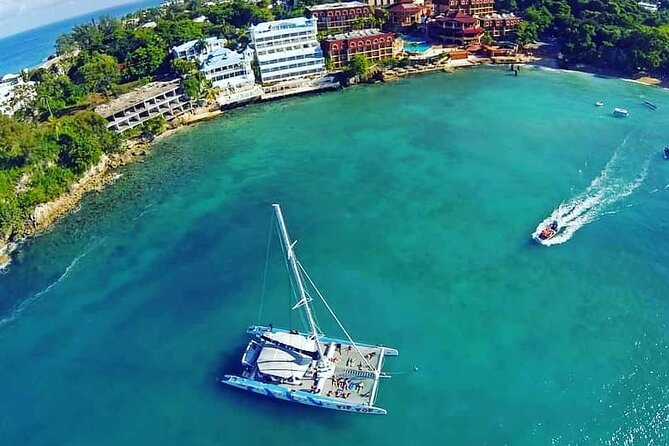Catamaran Day Trip, Snorkeling & Sailing Excursion - Catamaran Day Trip at a Glance