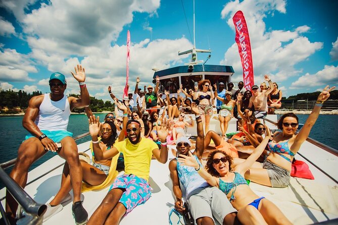 Catamaran Party in Punta Cana Includes Drink and Transportation - Music, dancing, and the crew’s role