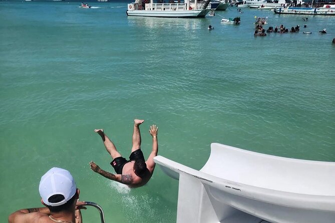 Catamaran party in Punta Cana with open bar, music and more - Music, Drinks, and the Party Atmosphere