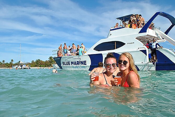 Catamaran Party in Punta Cana with Unlimited Drinks - Finishing in the Natural Pool