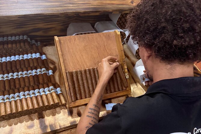 Cigar Factory Tour in Puerto Plata - Why the private format matters