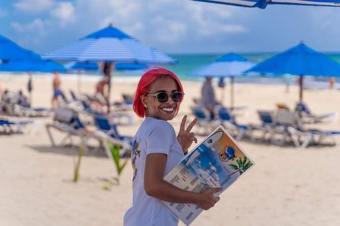 City Tour with Beach and Lunch Included - Calle de las Sombrillas for gifts and snacks