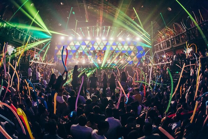 Coco Bongo Night Club Party in Punta Cana - Round Transfer & Entrance Tickets - The crowd question and seating choice