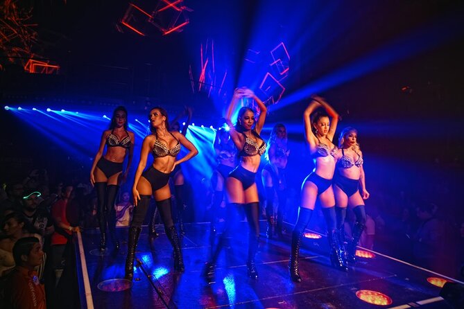 Coco Bongo Night Club Party in Punta Cana - Round Transfer & Entrance Tickets - Who will enjoy this Punta Cana night out