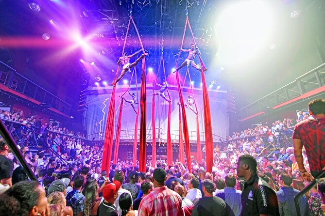 Coco Bongo Premium Open Bar - Six Hours of Drinks, Music, and Stage Acts