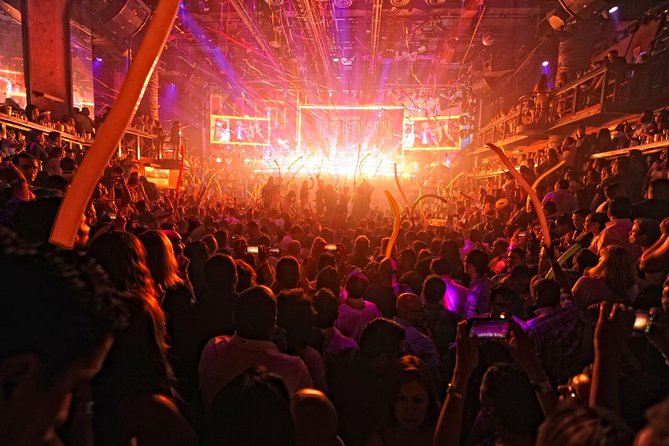 Coco Bongo Punta Cana Gold Member Skip the line Entrance Ticket - Crowd levels, atmosphere, and comfort