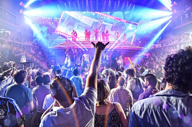 Coco Bongo Show and Disco - Who will enjoy this six-hour night?