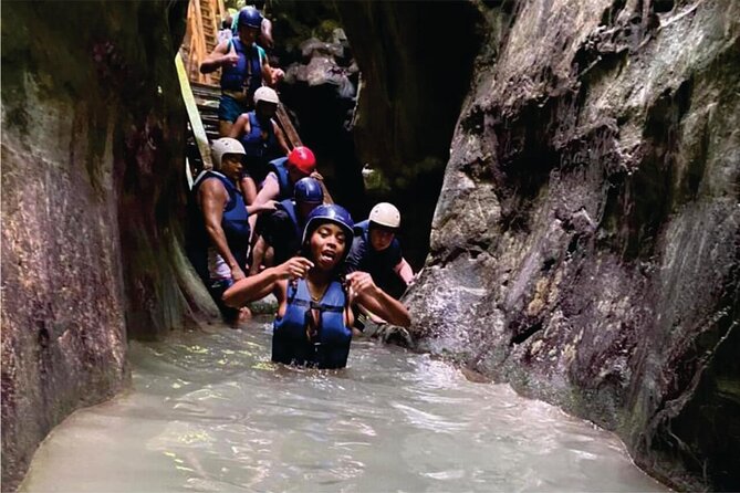 Damajagua Waterfalls, Zipline with Lunch and Transfer - Who should book this adventure?