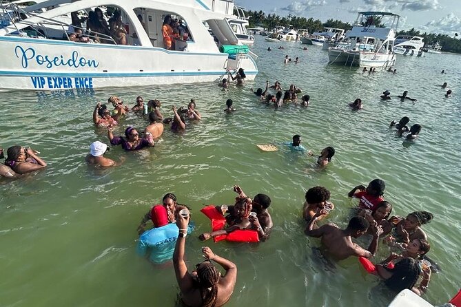 DE Hip Hop Boat Party for Adults and Free Drinks Only - What the $64 price really covers