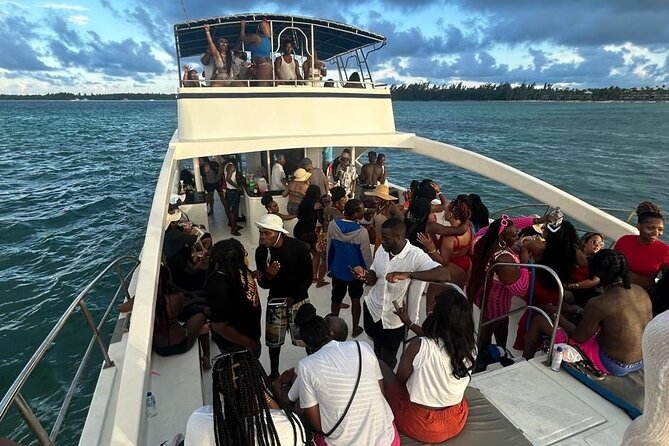 DE Hip Hop Boat Party for Adults and Free Drinks Only - What to pack and how to prepare