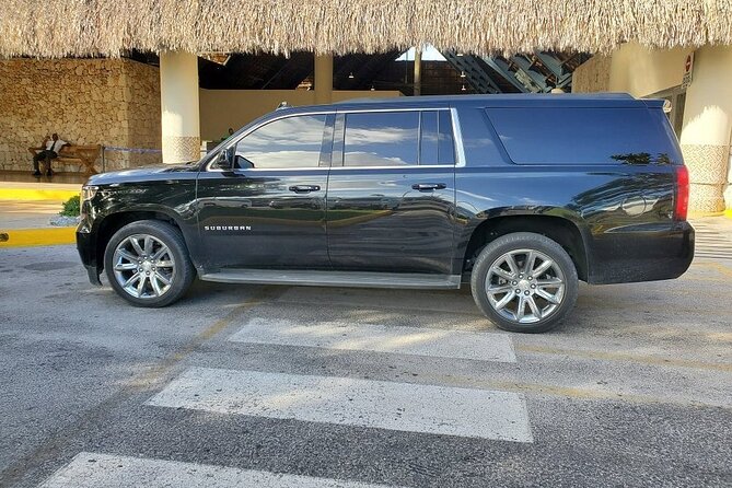 Deluxe SUV Private Round Trip Airport Transfer Uvero Alto Hotels 1-5 Passenger - The return trip from your hotel