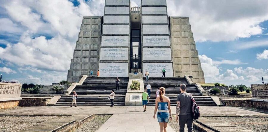 Discover Santo Domingo: A Day Trip from Punta Cana - Why this day trip works for first-time visitors