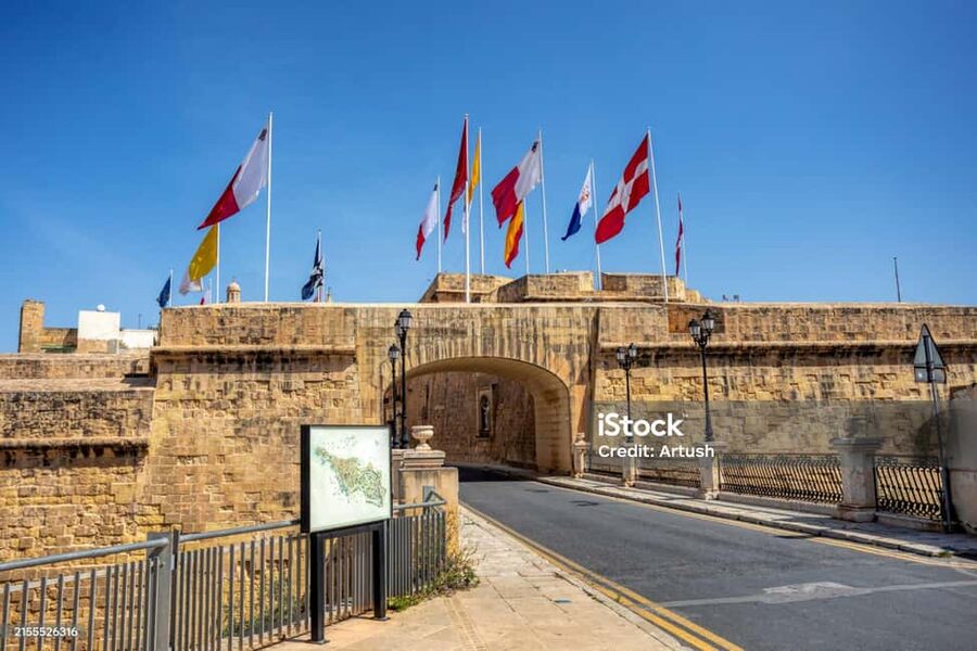 Discover Santo Domingo: A Day Trip from Punta Cana - The Columbus lighthouse and the Presidential Palace