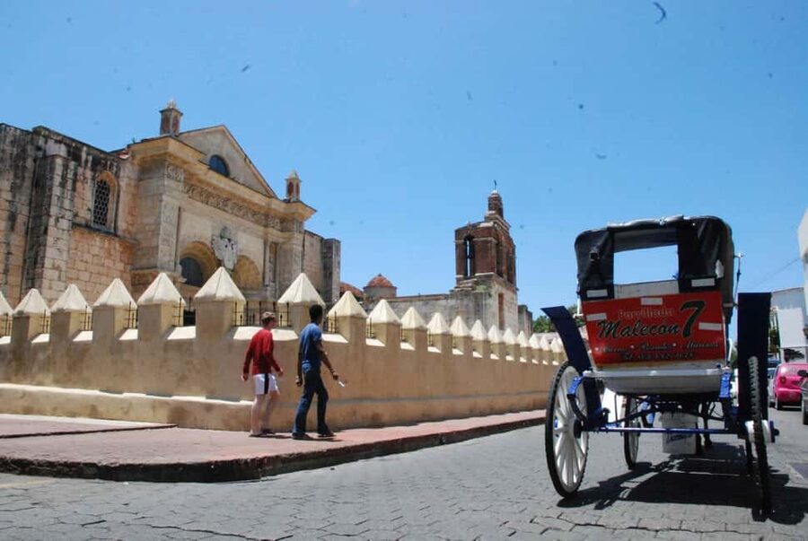 Discover Santo Domingo: Colonial History, Monuments & Lunch - The long road from Punta Cana to the capital