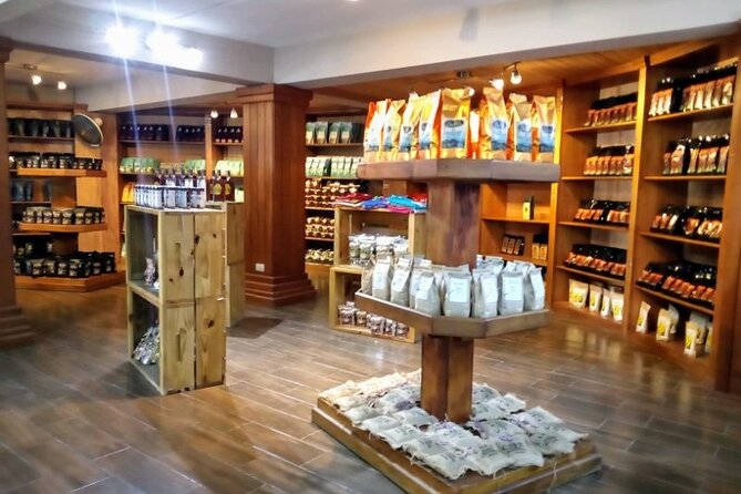 Don Lucas Cigar Factory & Store + Premium Rum Tasting (3 hours) - Coffee and chocolate in one stop