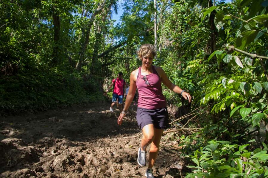 El Limón: Waterfall Hiking Tour with Lunch - Packing for a humid forest hike