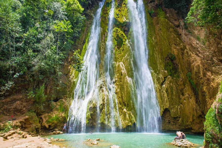 El Limón: Waterfall Horseriding Tour with Lunch - Arriving at 50-meter El Limón Falls