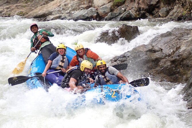Enjoy An Amazing Rafting Experience In Caribbean - Getting equipped before the rapids