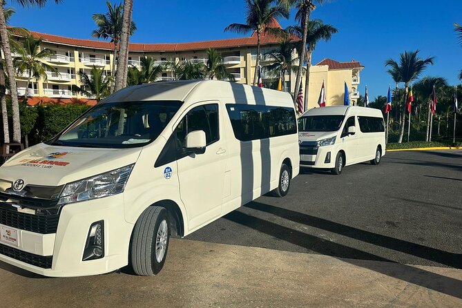 Exclusive Service Private Transfer Airport to Punta Cana (PUJ) - From Punta Cana Airport to your hotel in 20 to 40 minutes