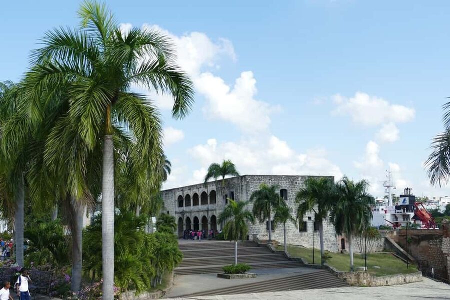 Exclusive VIP Excursion: Santo Domingo from Punta Cana – Private Service - Los Tres Ojos and its four underground lakes