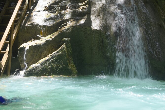 Excursion in Damajagua's 7 Waterfalls With Food Included DR! - Key points to know before you book