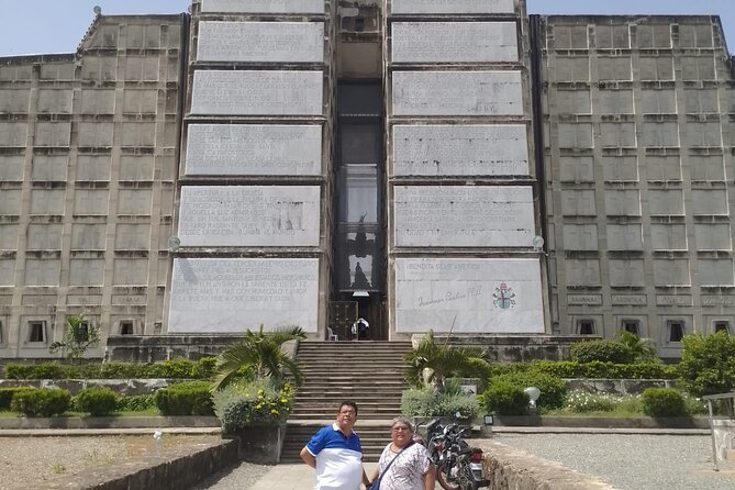 Excursion to the Three Eyes Park and the Colón Lighthouse - Transport, meeting points, and timing