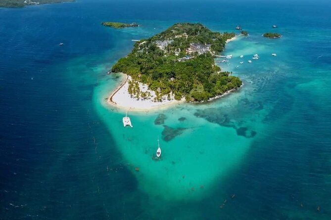 Experience Full Day Tour of Tropical Bliss at Isla Saona - White Sand, Turquoise Water, and Beach Time