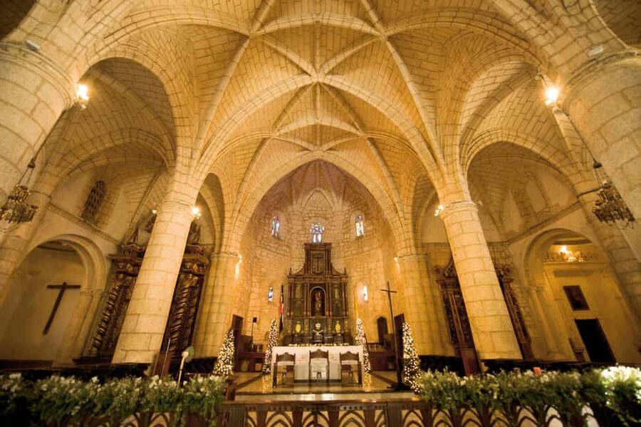 From Punta Cana: Full-Day Santo Domingo City Tour - A Dominican buffet in a rural-style setting