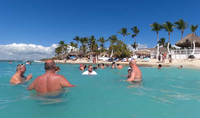 From Punta Cana or Bayahibe: Catalina Island with Snorkeling - Practical ways to make the day better