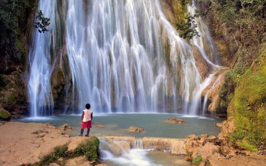 From Punta Cana: Samana Full Day Trip by Bus and Boat - Lunch at Rancho Típico