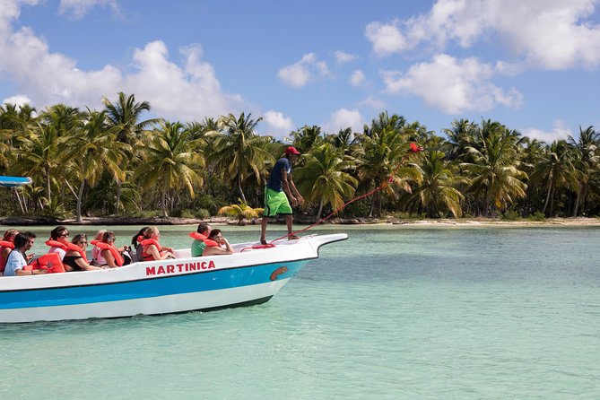 From Punta Cana: Saona Island & Altos de Chavon Day Trip with Lunch and Open Bar - The day at a glance