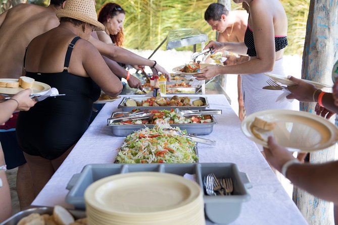 From Punta Cana: Saona Island & Altos de Chavon Day Trip with Lunch and Open Bar - The ride to Saona, speedboat out and catamaran back